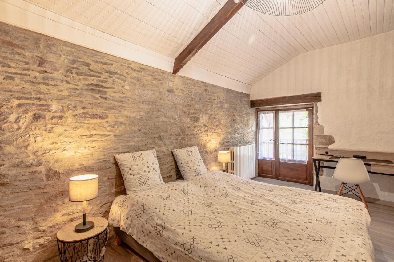 Maison En Pierres Au Coeur Du Village Medieval De Villeneuve Екстер'єр фото