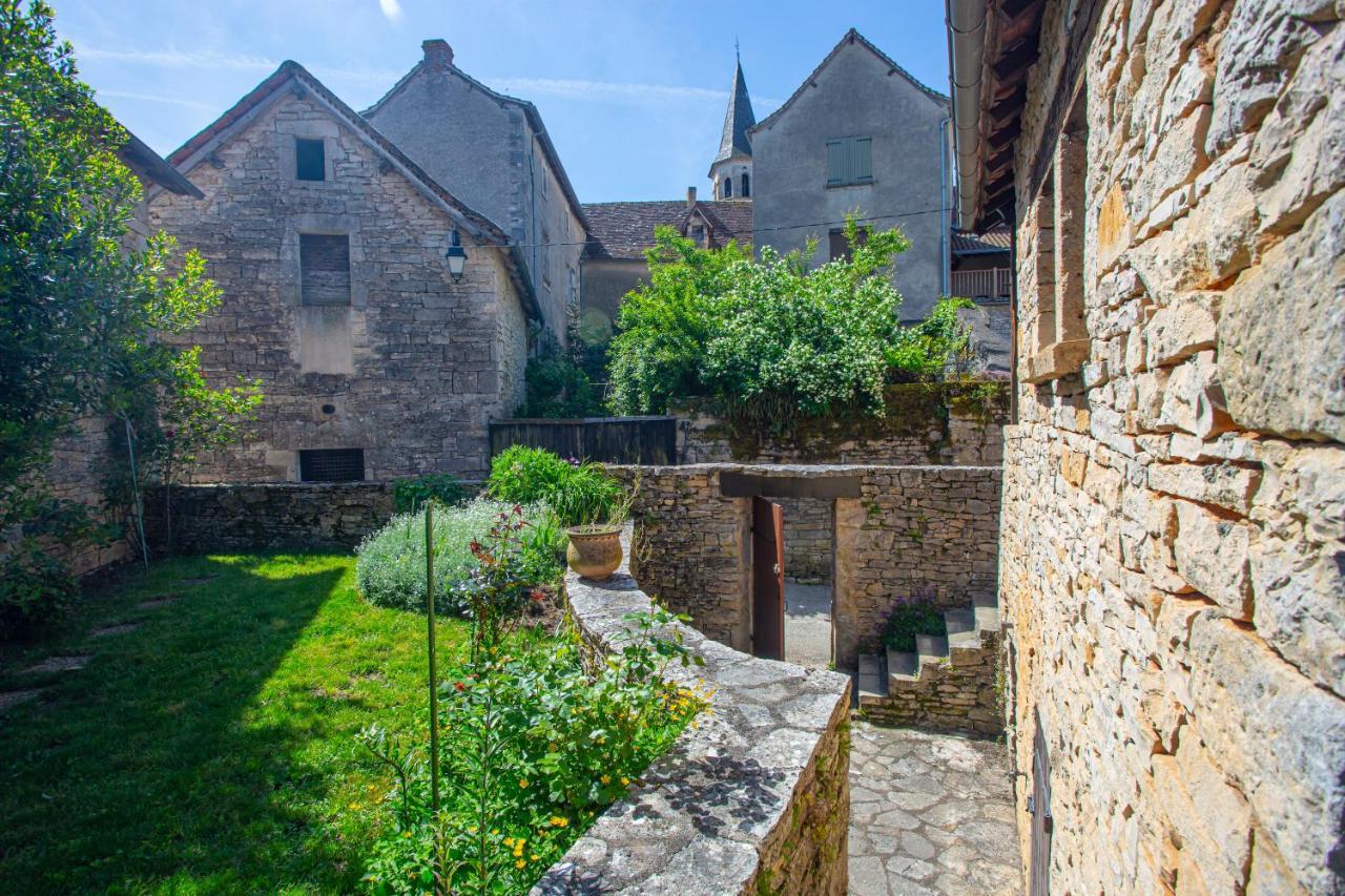 Maison En Pierres Au Coeur Du Village Medieval De Villeneuve Екстер'єр фото