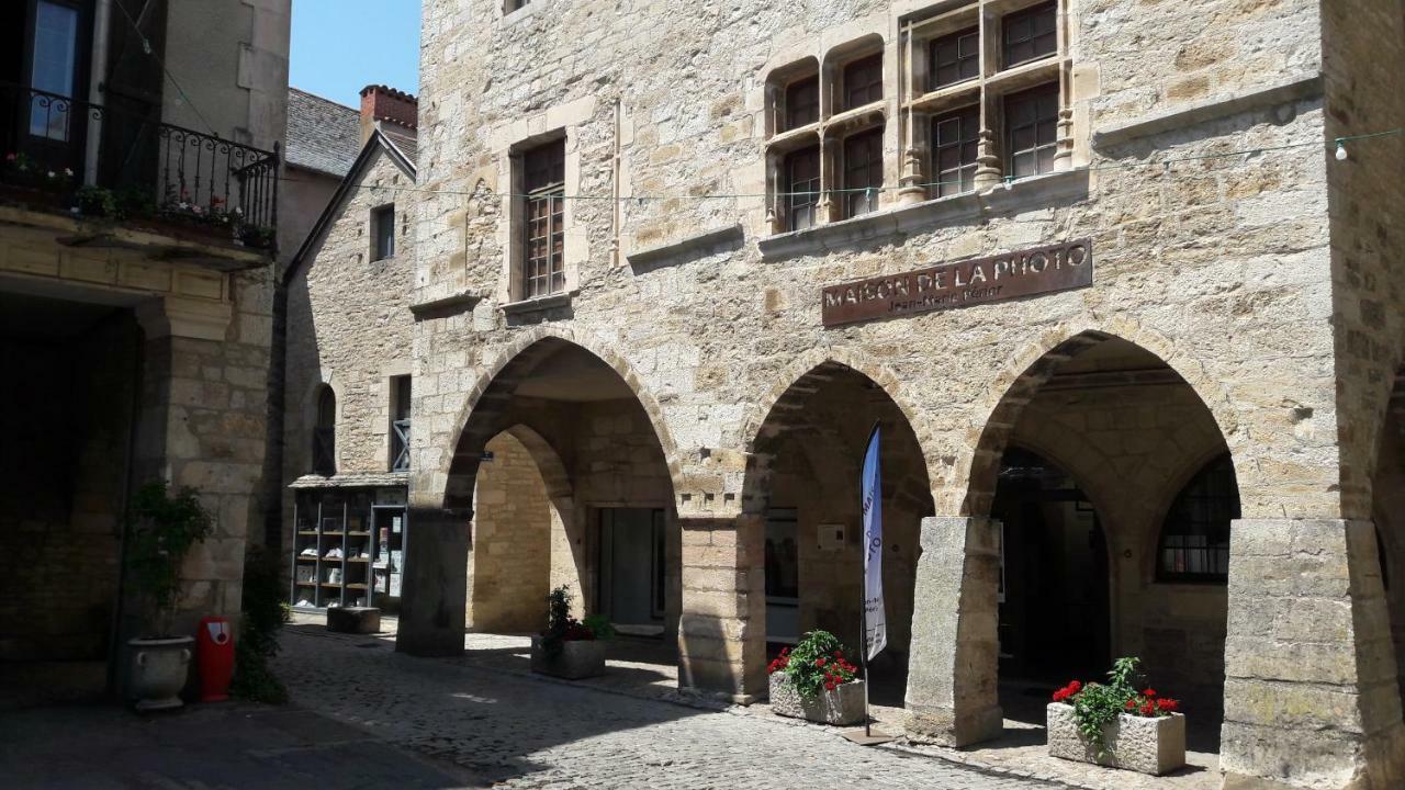 Maison En Pierres Au Coeur Du Village Medieval De Villeneuve Екстер'єр фото